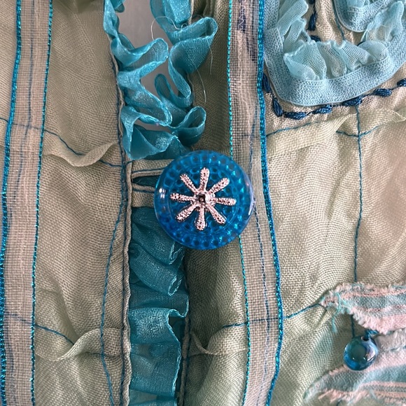Sandy 100% silk, crinkle top, aqua and turquoise size large - Picture 4 of 10